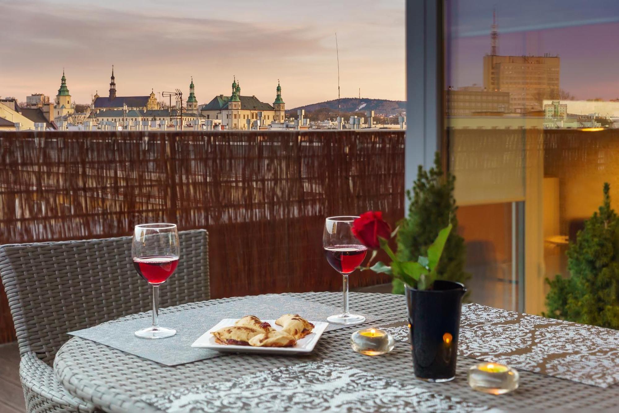 Apartament Z Tarasem Kielce Buitenkant foto