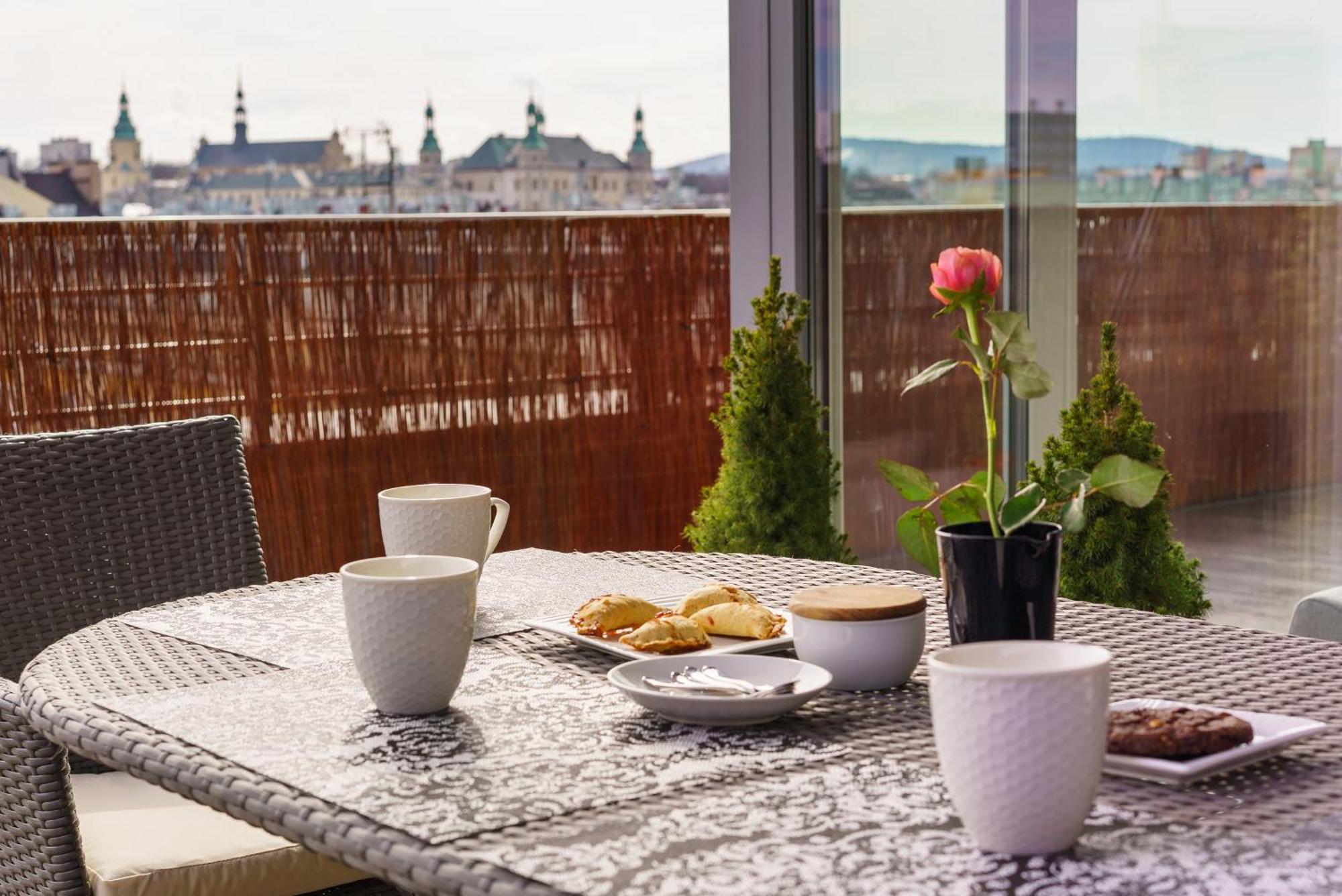 Apartament Z Tarasem Kielce Buitenkant foto