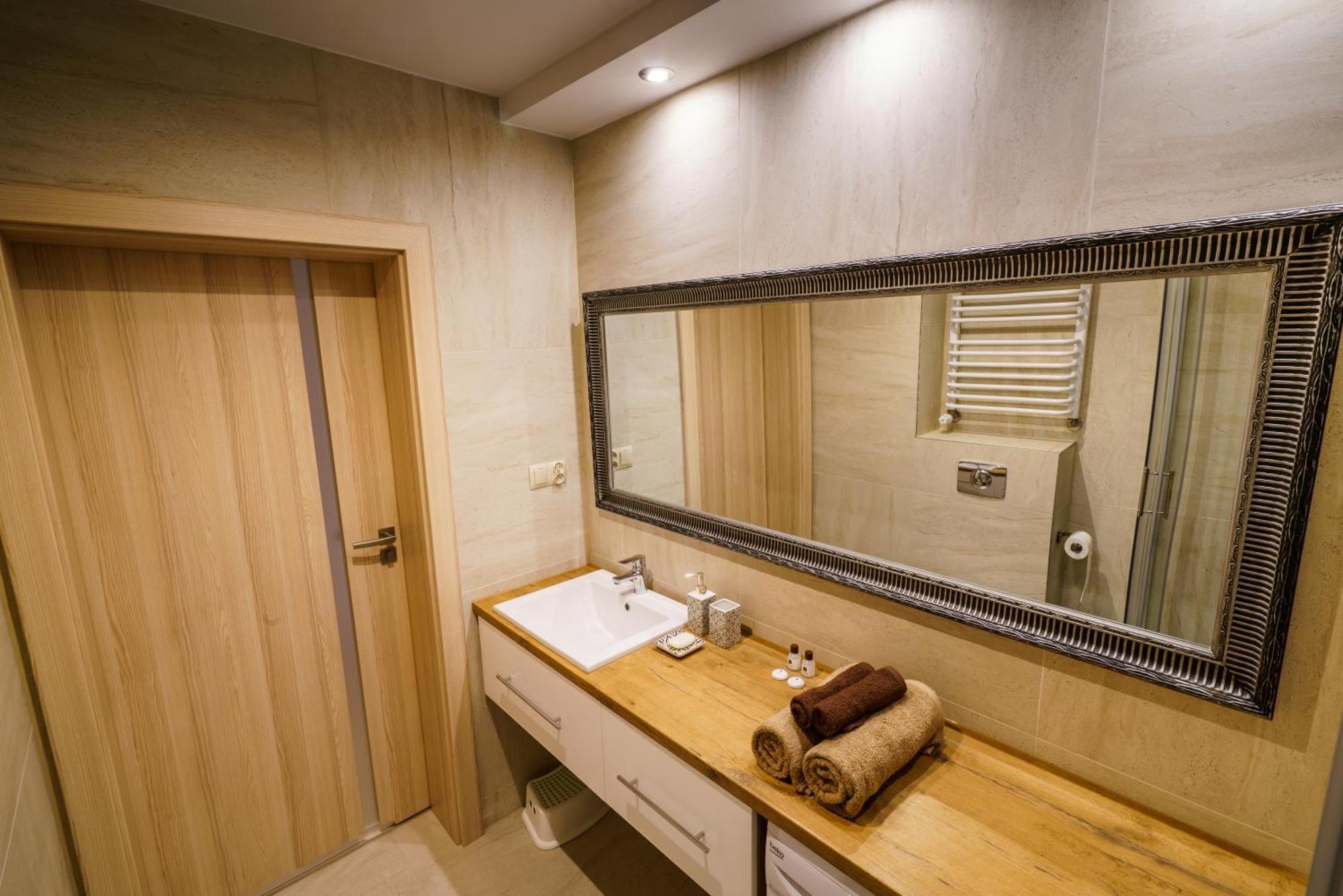 Apartament Z Tarasem Kielce Buitenkant foto